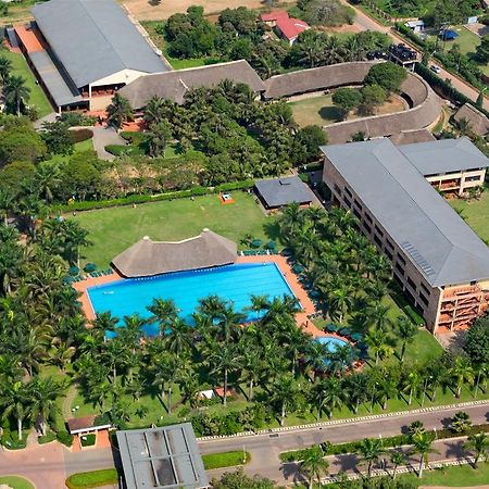 Speke Resort And Conference Center Kampala Exterior photo