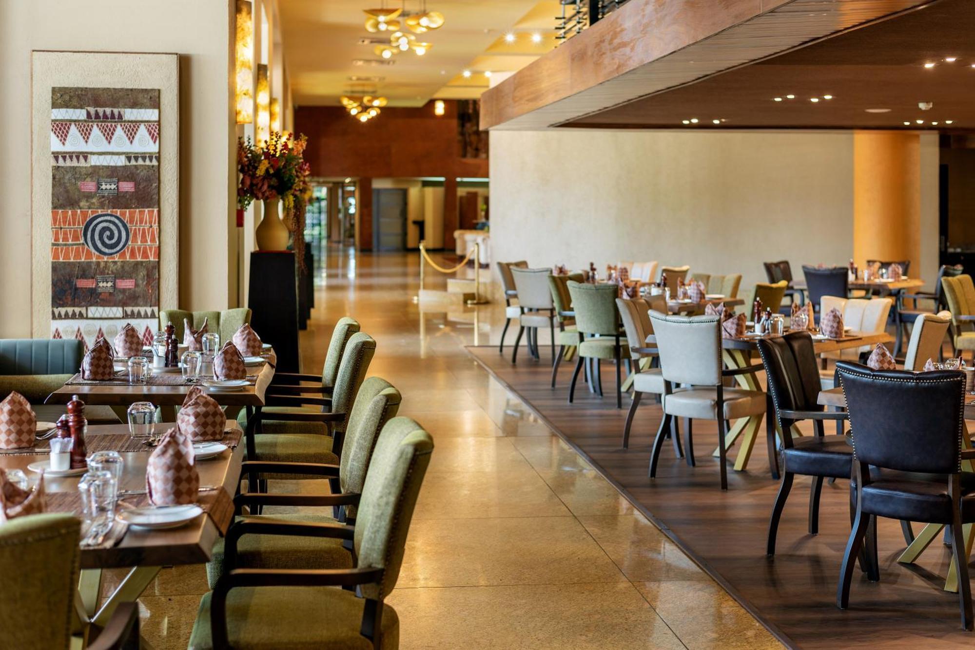 Speke Resort And Conference Center Kampala Exterior photo